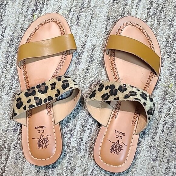 G.C. Shoes - Slip-on Sandals with Tan Strap/Leopard Strap, 1" Heel, Size 6 Shoes - Picture 1 of 7